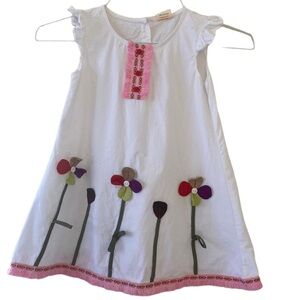 Chip chip girl dress Size 6, Sleeveless, White with flowers and decoration